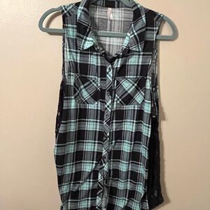Vanity sleeveless shirt